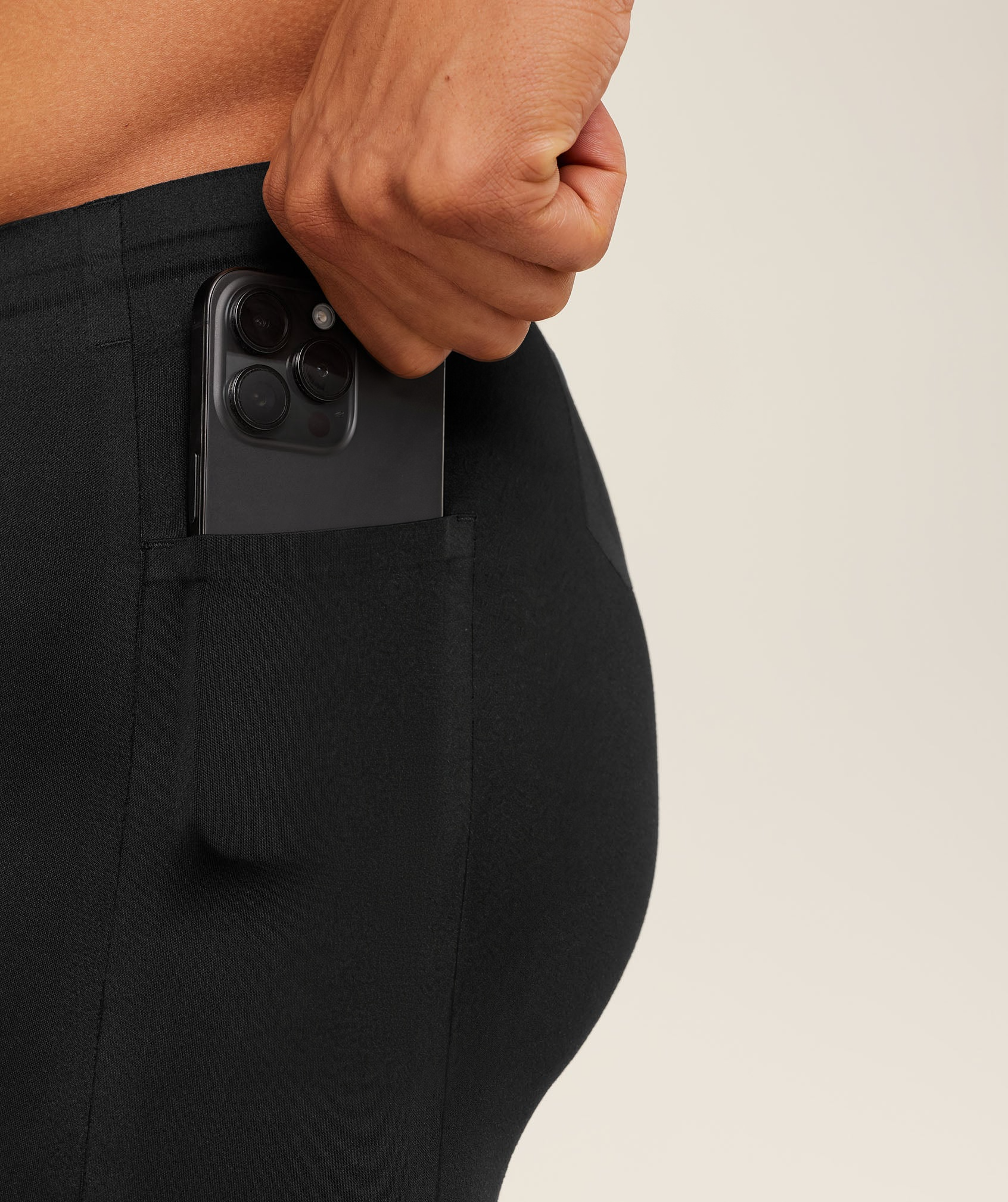 Black Compression Half Tight Shorts - Men's Side Pocket Running